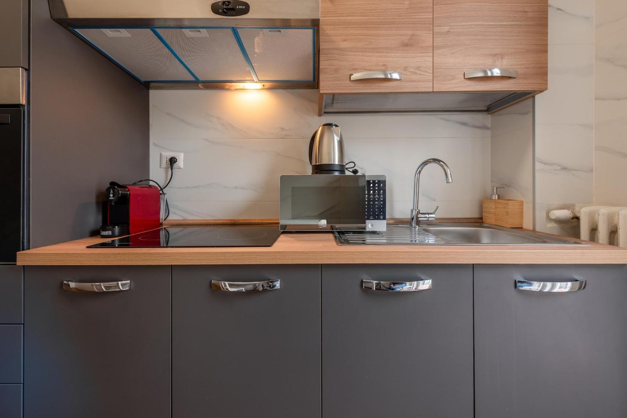 Guest Planet - Bicocca Suites Milano Εξωτερικό φωτογραφία